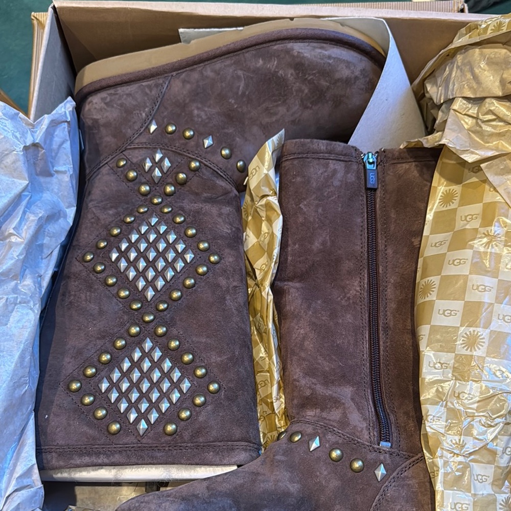 UGG Avondale Brown Boots